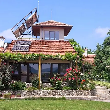 Family Belvedere Hotel *