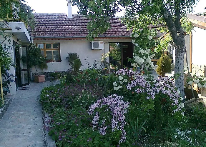 Hotel Family Belvedere Dŭlgopol