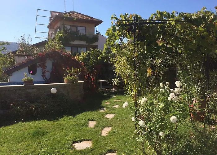 Family Belvedere